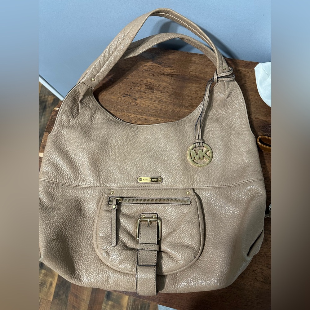Michael Kors pebble leather bag